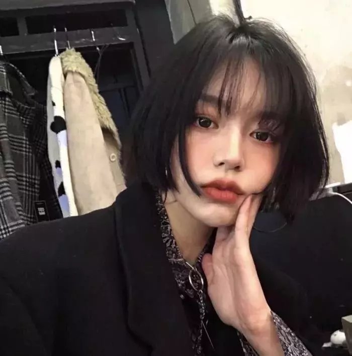滚女揾老衬